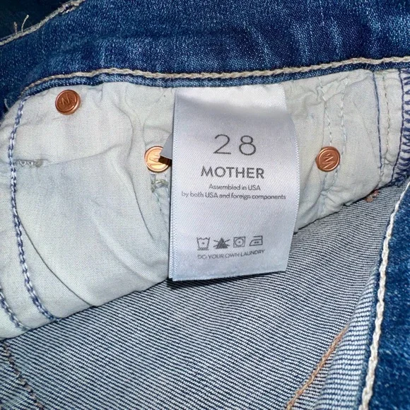 NWT💕MOTHER ‘walking on coals’ stylish ladies ankle jeans. Brand new with tags. - Picture 11 of 15